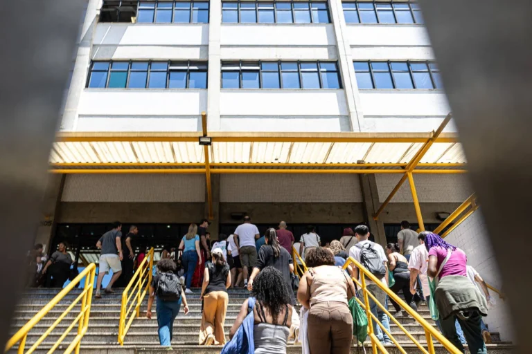 CNU: Transmissão Ao Vivo da Folha Analisa Prova Discursiva Com Professores Especialistas; Veja Como Assistir e Se Preparar